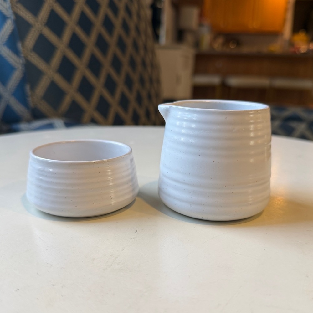 Nespresso Cream and Sugar set